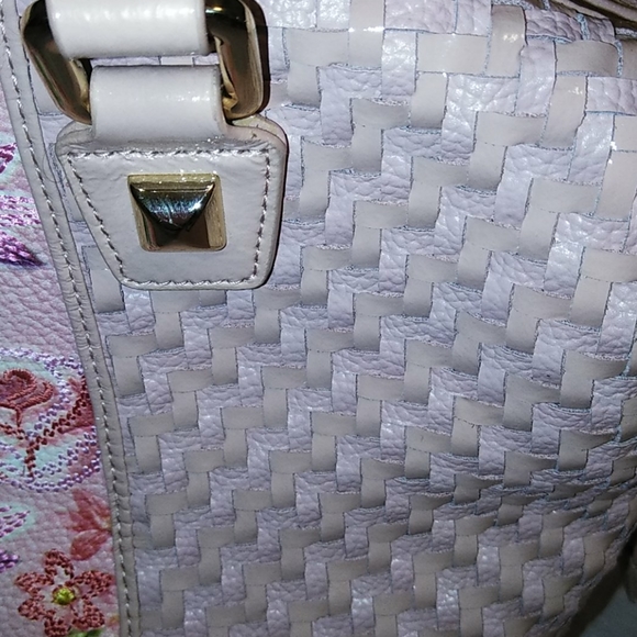 Sharif Designs 💖NY 💖 Embroidered Floral Bag 💖 - Picture 3 of 12